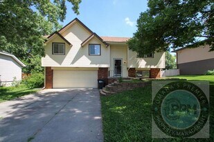 14128 Patrick Ave in Omaha, NE - Building Photo