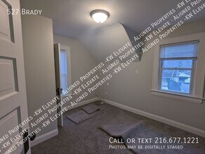 527 Brady Ave in Akron, OH - Building Photo - Building Photo