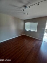 310 W Earll Dr-Unit -101 in Phoenix, AZ - Building Photo - Building Photo