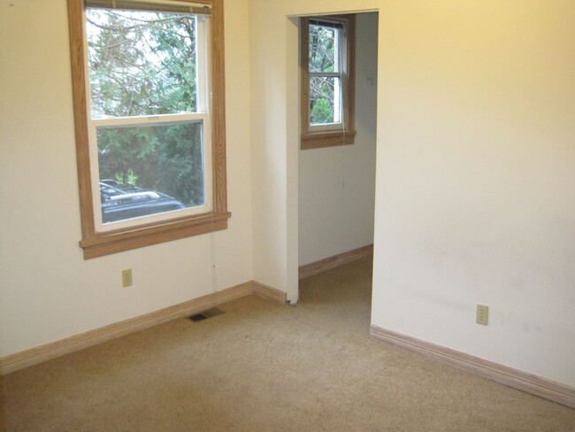 507 N 61st St-Unit -3 in Seattle, WA - Building Photo - Building Photo