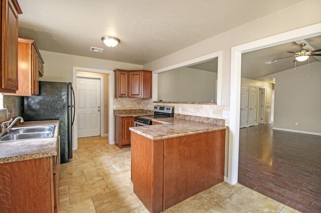2909 Fairfield Dr in Edmond, OK - Building Photo - Building Photo