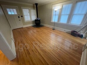 1475 Albert St N in St. Paul, MN - Building Photo - Building Photo