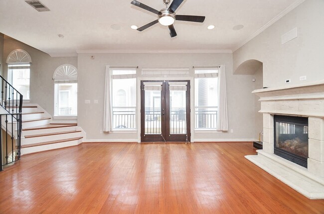 property at 1148 W 25th St