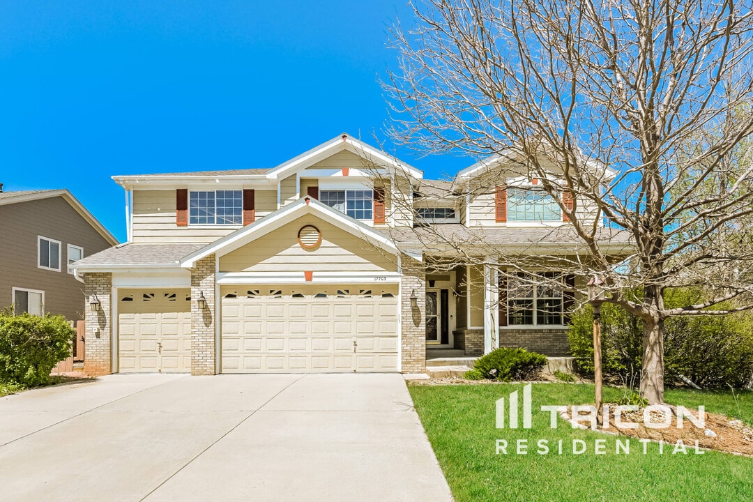 17703 E Cloudberry Dr in Parker, CO - Building Photo