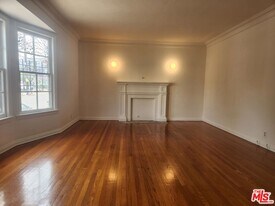 3330-3330 5th St in Los Angeles, CA - Building Photo
