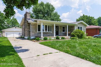 8003 Canna Dr in Louisville, KY - Building Photo - Building Photo