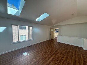 10 Sandalwood Circle in Bellingham, WA - Building Photo - Building Photo