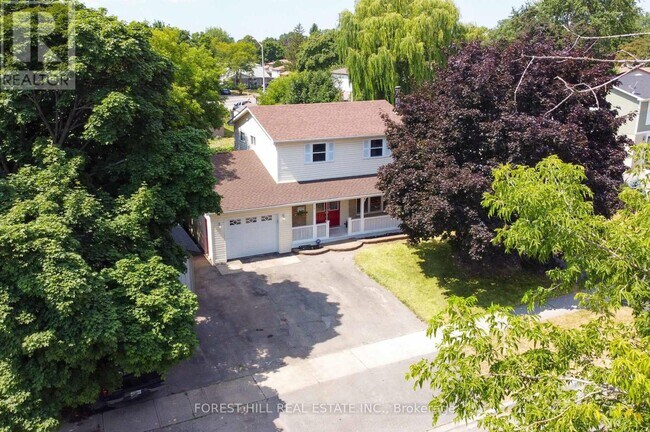 5 Pennywood Rd in Brampton, ON - Building Photo - Building Photo