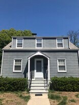 33 Bridge St, Unit Basement in Stamford, CT - Building Photo
