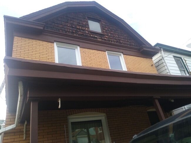 property at 20 Beyrleye Ave