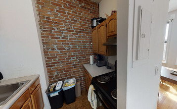 21 Cortes St, Unit Cortes St in Boston, MA - Foto de edificio - Building Photo