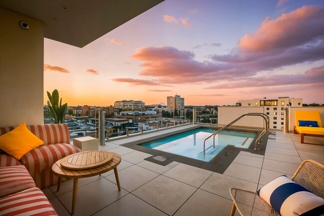 8th and U in San Diego, CA - Building Photo - Building Photo