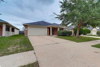 19726 Cozy Cabbin Dr in Katy, TX - Building Photo - Building Photo