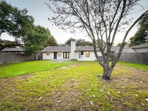 6845 Winchester St in Dallas, TX - Building Photo - Building Photo