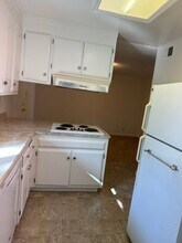 1562 Oakroyal Dr in Concord, CA - Building Photo - Building Photo