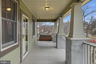 2400 Valley Way in Cheverly, MD - Building Photo - Building Photo