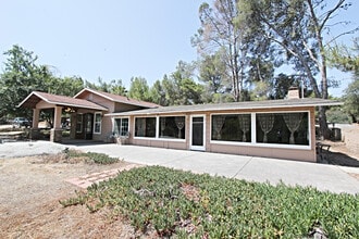 12785 Cobblestone Creek Rd in Poway, CA - Building Photo - Building Photo