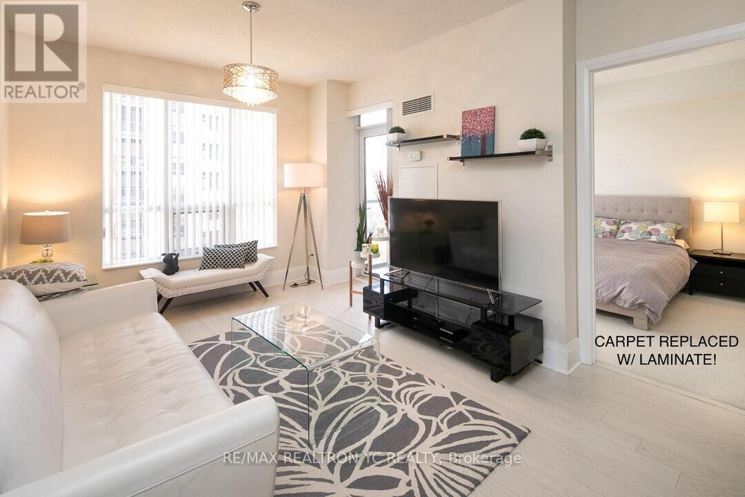 100-100 Harrison Garden Blvd in Toronto, ON - Building Photo