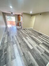 514 Calle Montecito in Oceanside, CA - Building Photo - Building Photo