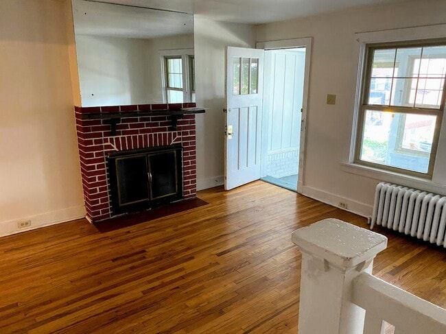 property at 6325 Glenview Pl