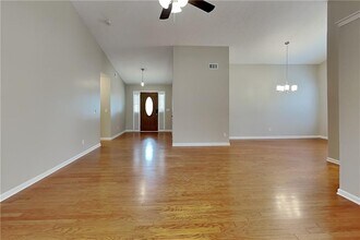 139 Autumn Creek Dr in Dallas, GA - Building Photo - Building Photo