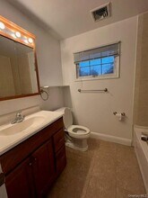 265 Manetto Hill Rd in Plainview, NY - Building Photo - Building Photo