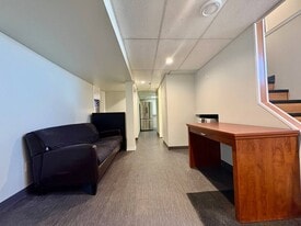 531 Luci Ct in Thunder Bay, ON - Building Photo