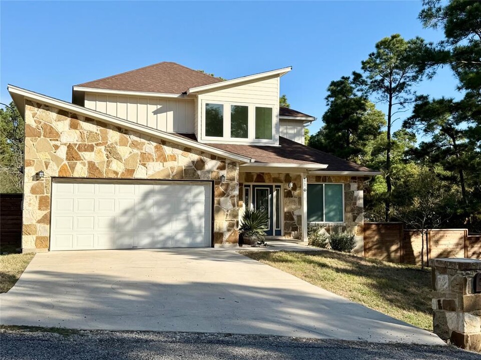 116 Kohala Ln in Bastrop, TX - Building Photo