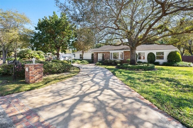 9980 SW 128th St in Miami, FL - Building Photo - Building Photo