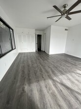 2052 N Terrace Dr, Unit 2052 in Signal Hill, CA - Foto de edificio - Building Photo