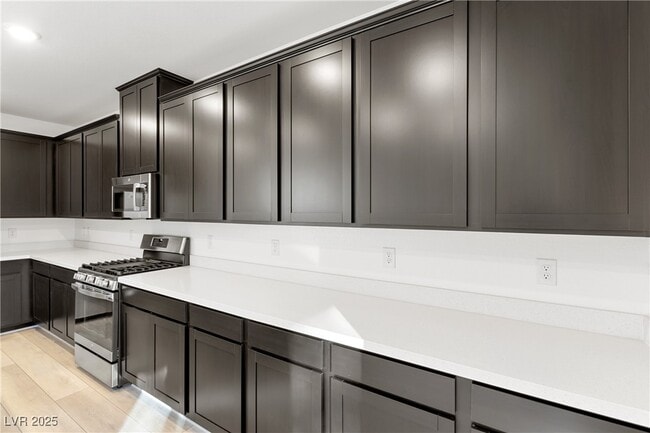 property at 200 Viento Rdg St