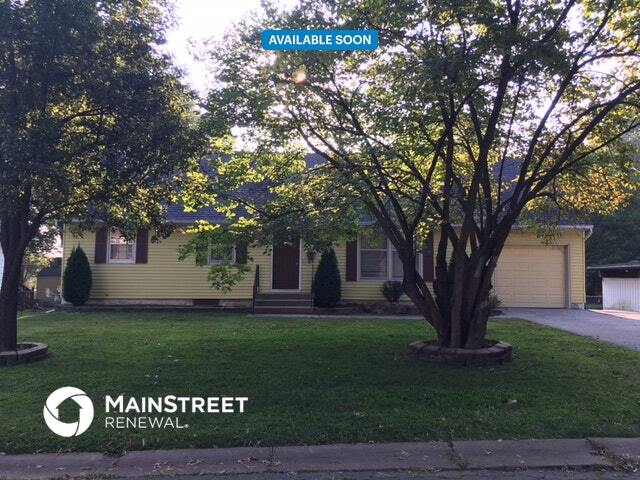 13107 Ashland Ave in Grandview, MO - Building Photo