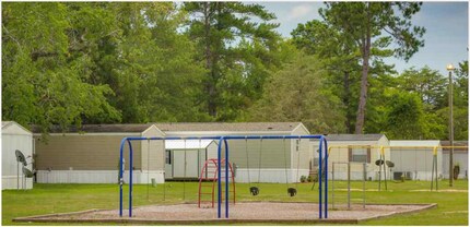 1504 Anita Cir in Florence, SC - Building Photo - Building Photo