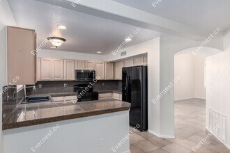 5257 W Bobwhite Way in Tucson, AZ - Foto de edificio - Building Photo