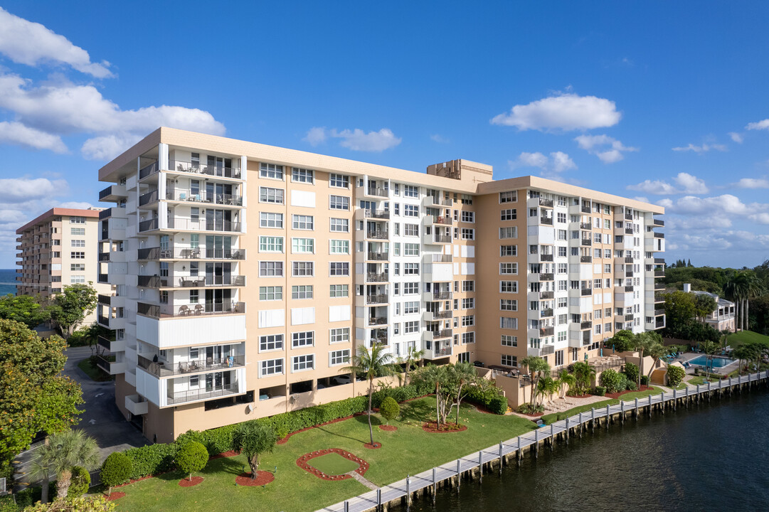 Opal Towers West in Hillsboro Beach, FL - Building Photo