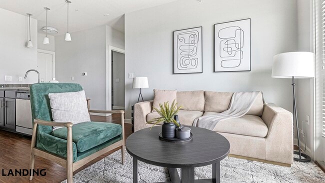 4300 Cromwell Dr in Kyle, TX - Foto de edificio - Building Photo