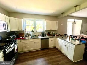 102 Myrtle Ave in Merchantville, NJ - Building Photo - Building Photo