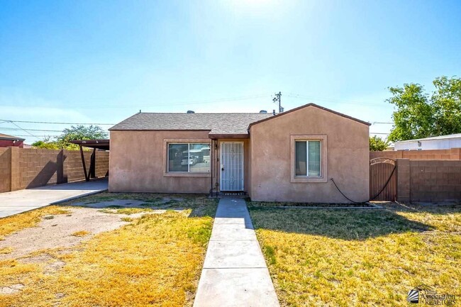 property at 1716 S 8th Ave