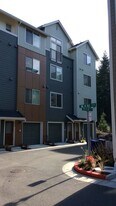 1406 159th Pl NE in Bellevue, WA - Building Photo