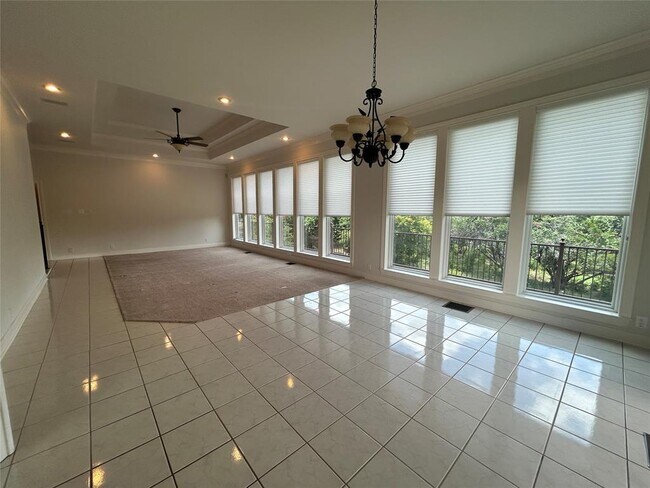 41 Stillmeadow Dr in The Hills, TX - Foto de edificio - Building Photo