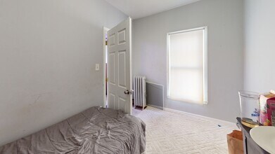 45 Morris St, Unit 2 in Boston, MA - Building Photo - Building Photo