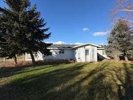 8502 WA-283 in Ephrata, WA - Building Photo