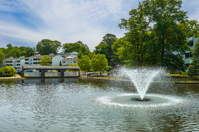 The Landings at Pine Lake