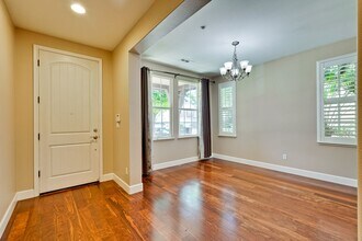 5725 Tan Oak Dr in Fremont, CA - Building Photo - Building Photo
