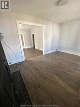 781 Gladstone Ave in Windsor, ON - Foto de edificio - Building Photo