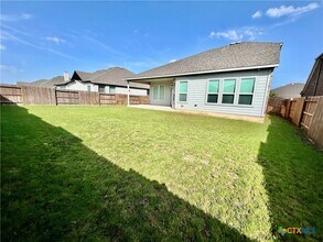 2911 Rems in New Braunfels, TX - Building Photo - Building Photo