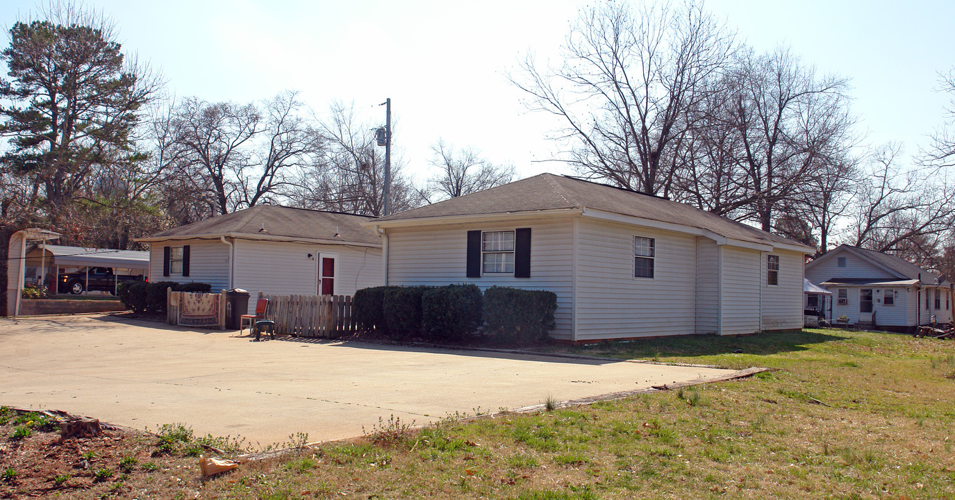 115 Davis St in Easley, SC - Building Photo