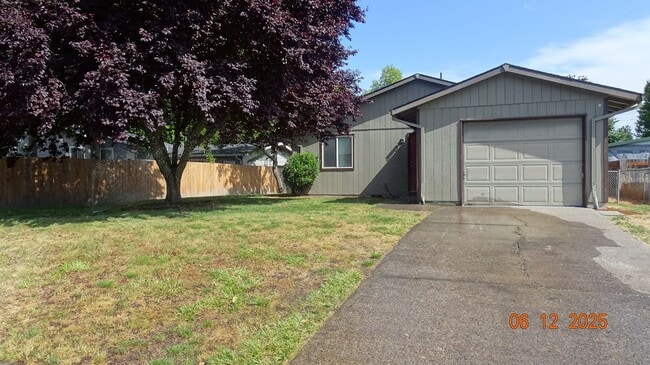 2175 NE Lilac Ct
