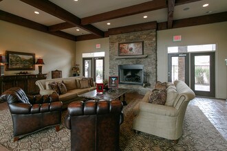 Falls at 109 in Lebanon, TN - Building Photo - Interior Photo