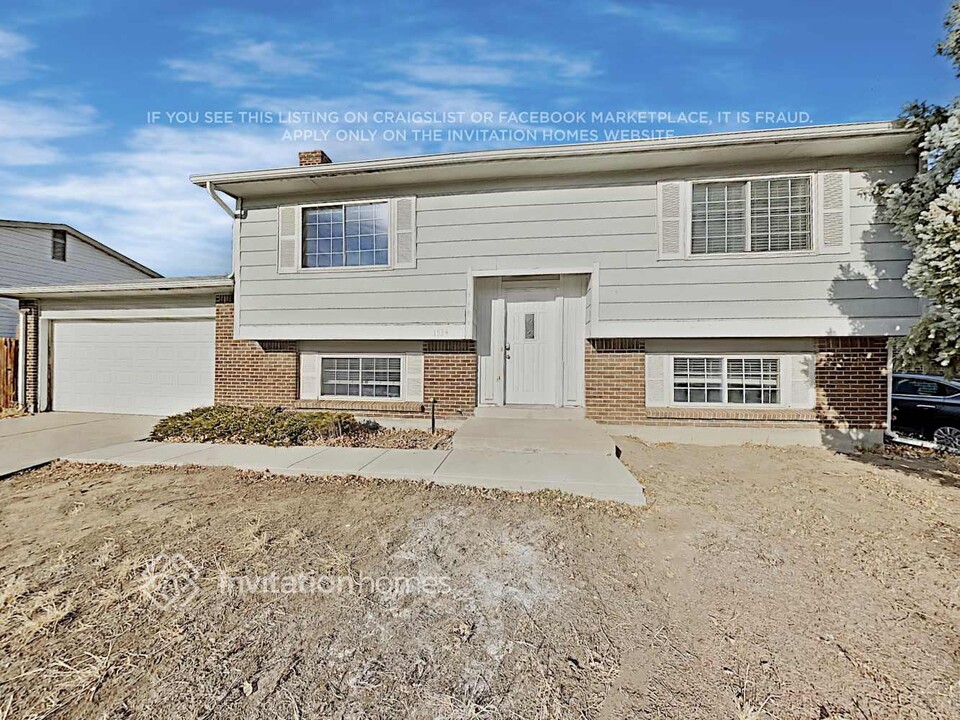 1534 S Fraser Way in Aurora, CO - Building Photo